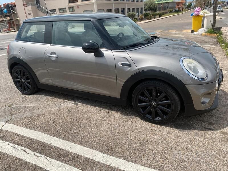 Usata Mini Cooper D 116 CV (85 kW) 2016 Grigio Utilitaria