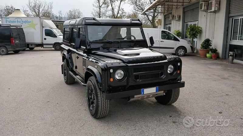Occasion Land Rover Defender 68 ch (50 kW) 2006 Noir SUV
