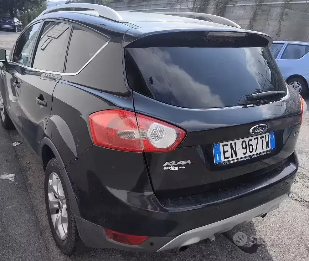Usata Ford Kuga 136 CV (100 kW) 2010 Nero SUV