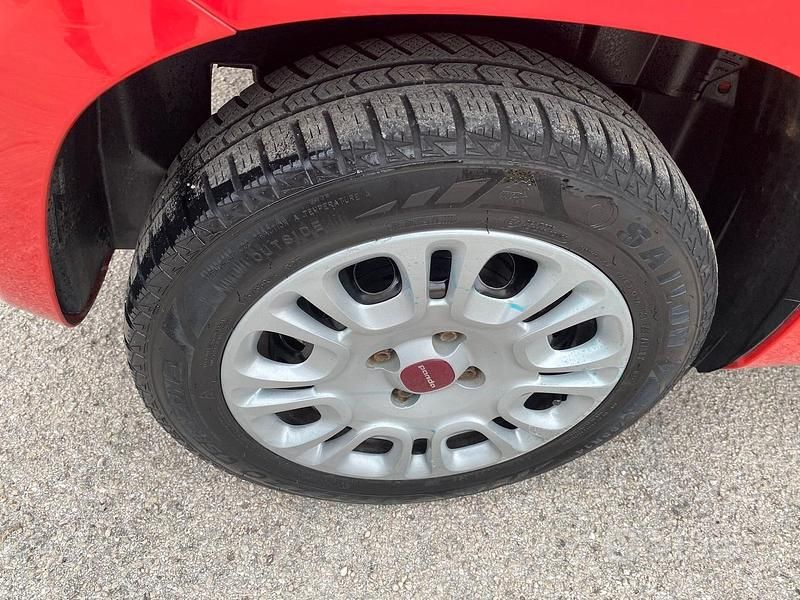 Usata Fiat Panda Lounge 69 CV (50 kW) 2018 Rosso Berlina
