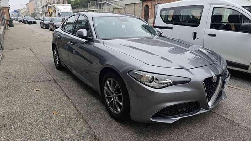 Grigio scuro Usata 2020 Alfa Romeo Giulia Business Tre volumi | 16.990 € (Ottimo prezzo) - Immagine 1/4