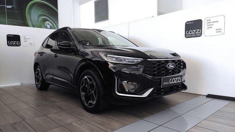 Usata Ford Kuga ST-Line X 152 CV (111 kW) 2024 Nero SUV
