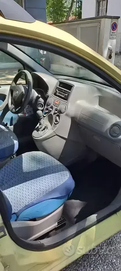 Usata Fiat Panda Dynamic 69 CV (50 kW) 2004 Giallo Utilitaria