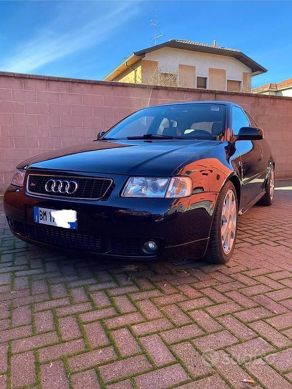 Usata 2000 Audi S3 Tre volumi | 13.500 € (Cara) - Immagine 1/4