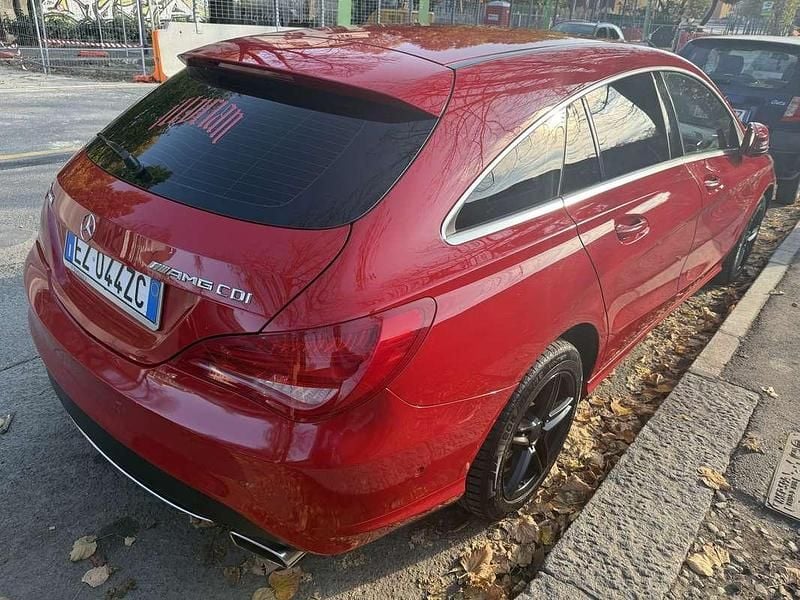 Usata Mercedes CLA200 Shooting Brake Premium 140 CV (102 kW) 2015 Rosso Station wagon