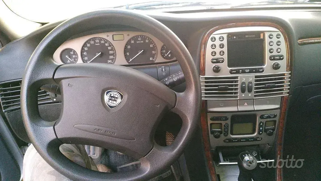 Usata Lancia Lybra 131 CV (96 kW) 2002 Grigio Station wagon