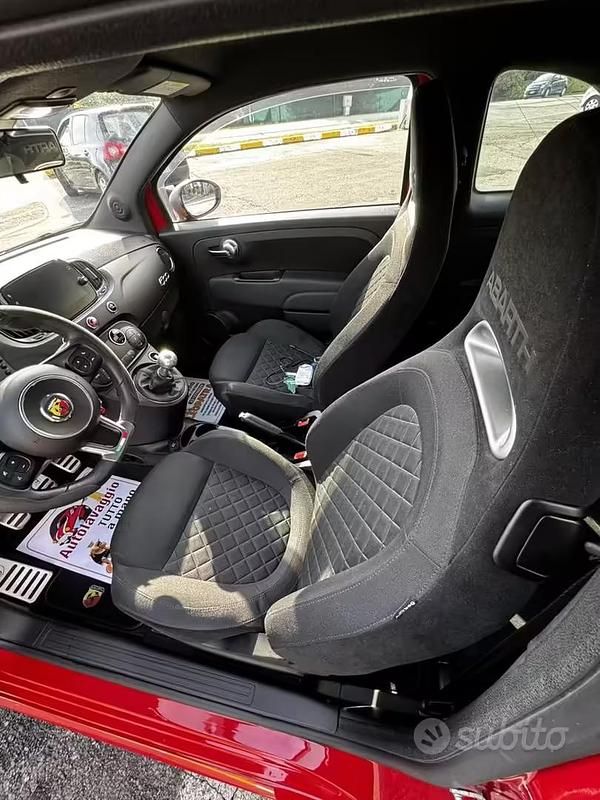 Usata Abarth 595 165 CV (121 kW) 2024 Rosso Berlina