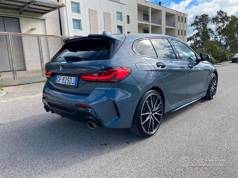 Usata BMW 135 Efficient Dynamics 306 CV (225 kW) 2021 Grigio Utilitaria