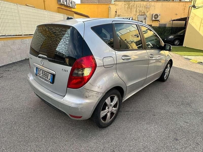 Usata Mercedes A180 Avantgarde 109 CV (80 kW) 2008 Nessuno Berlina