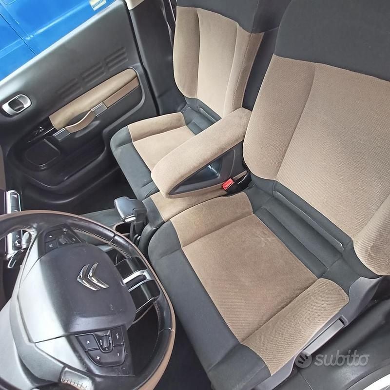Usata Citroën C4 Shine 82 CV (60 kW) 2014 Bianco SUV