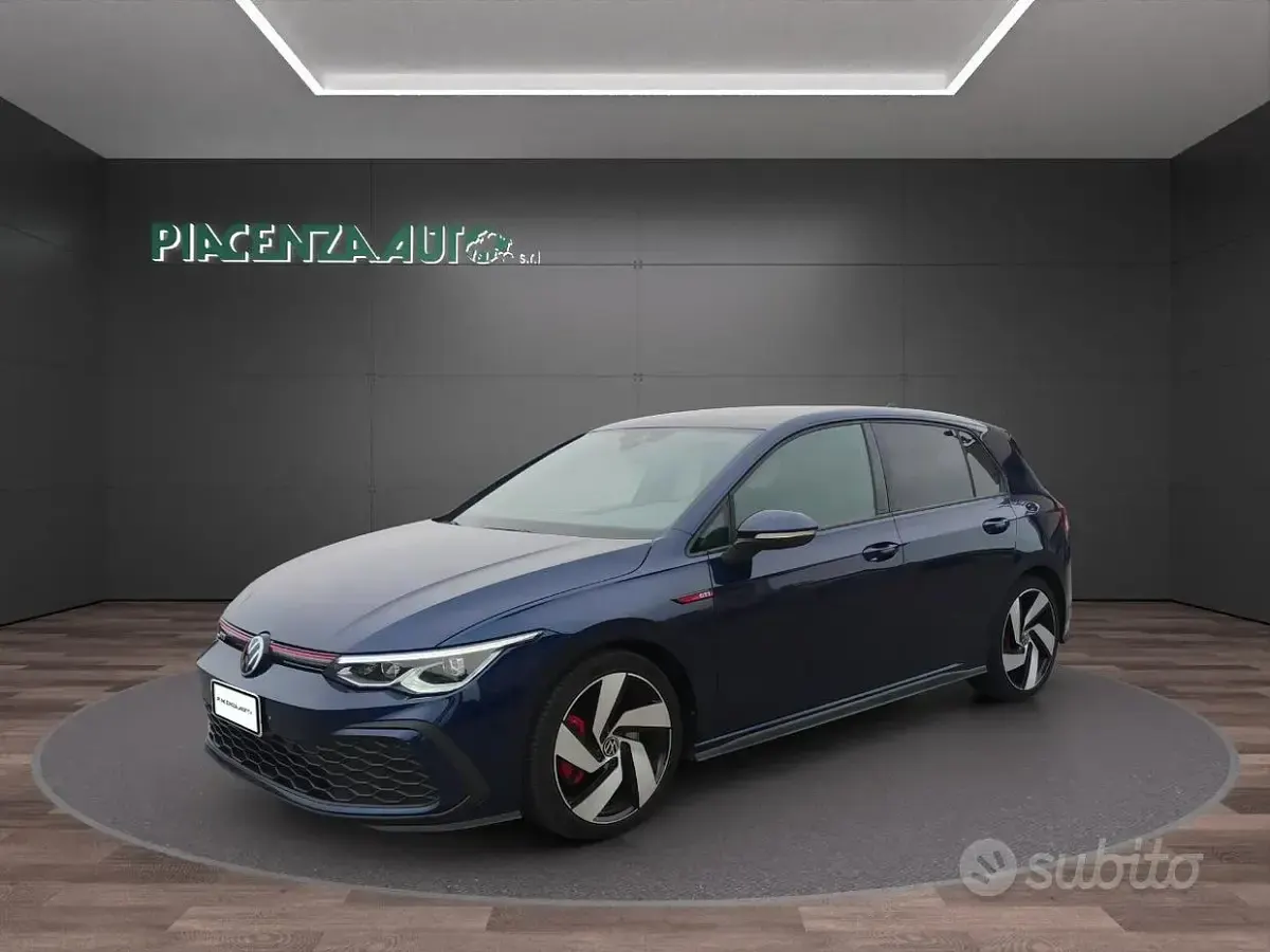 Usata VW Golf VIII GTI 245 CV (180 kW) 2021 Blu/azzurro Berlina