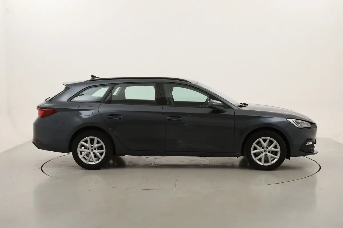 Usata Seat Leon ST Business 110 CV (80 kW) 2022 Grigiogrigio Station wagon