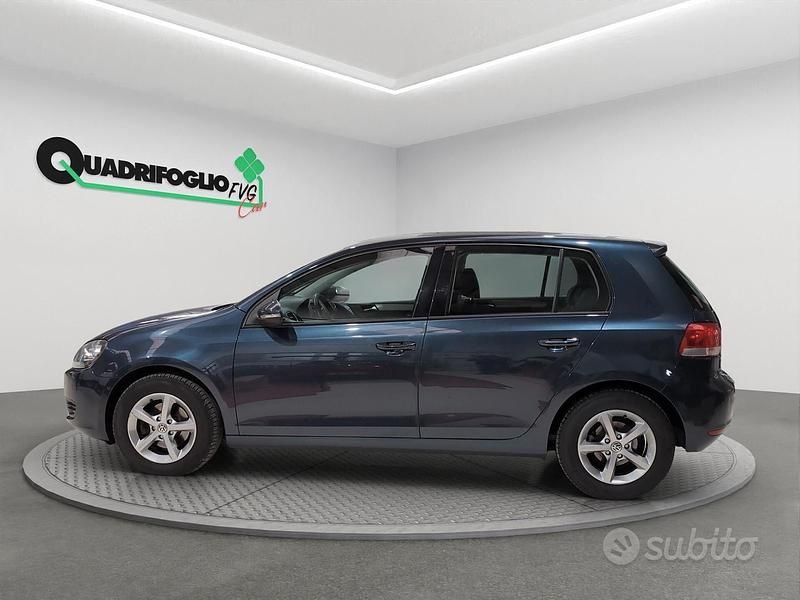 Usata VW Golf VI Highline 105 CV (77 kW) 2011 Blu Utilitaria