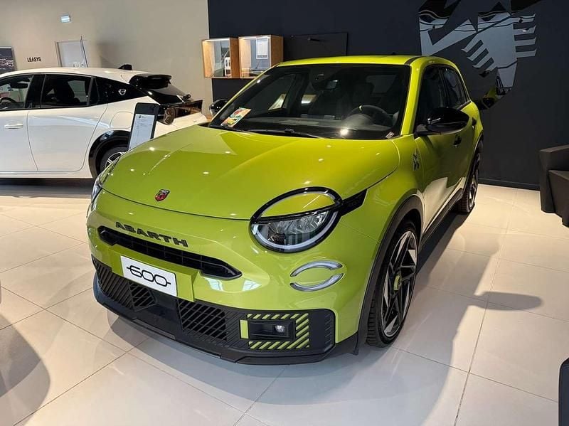 Nuova Abarth 600e Turismo 105 kW (143 CV) 2026 Acid green SUV