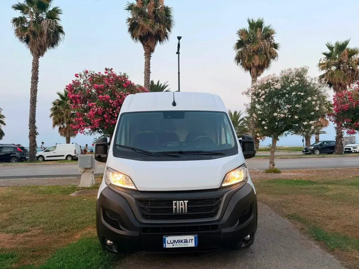 Usata Fiat Ducato 140 CV (102 kW) 2023 Bianco Furgone