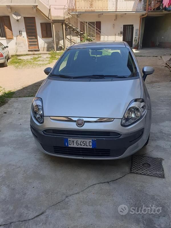 Usata Fiat Punto Evo 77 CV (56 kW) 2010 Grigio Utilitaria