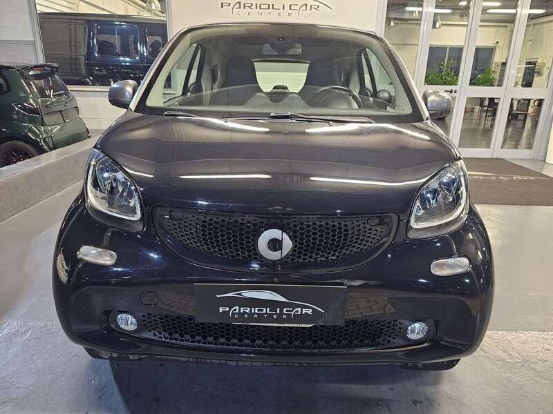 Usata Smart ForTwo Coupé Prime 71 CV (52 kW) 2016 Nero Utilitaria