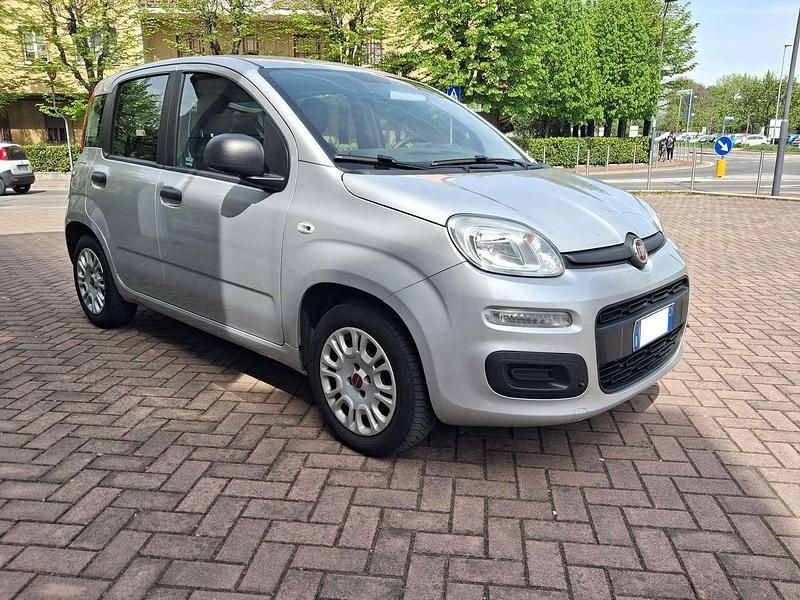 Usata Fiat Panda Easy 69 CV (50 kW) 2019 Argento Utilitaria