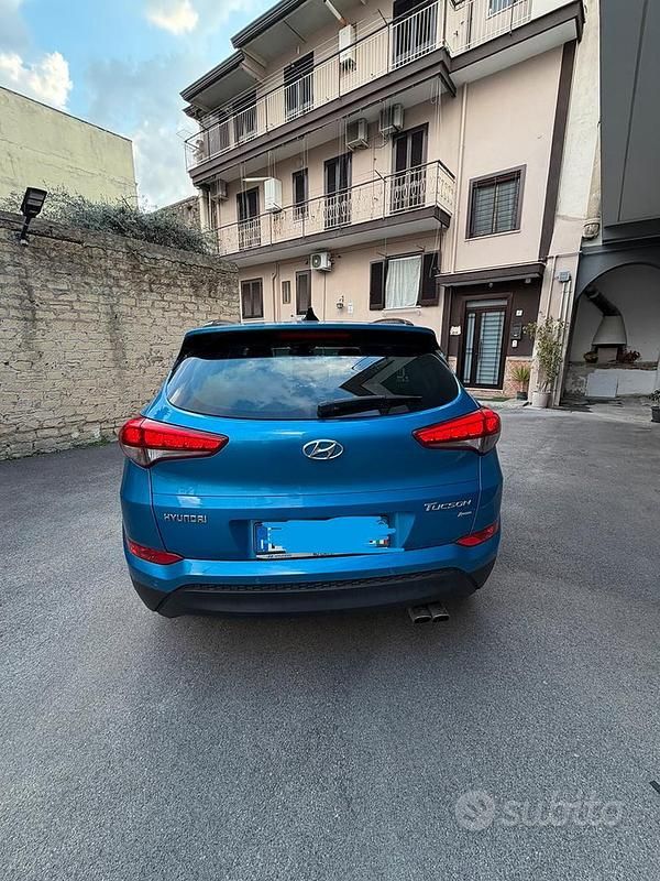 Usata Hyundai Tucson 141 CV (103 kW) 2017 Blu/azzurro SUV