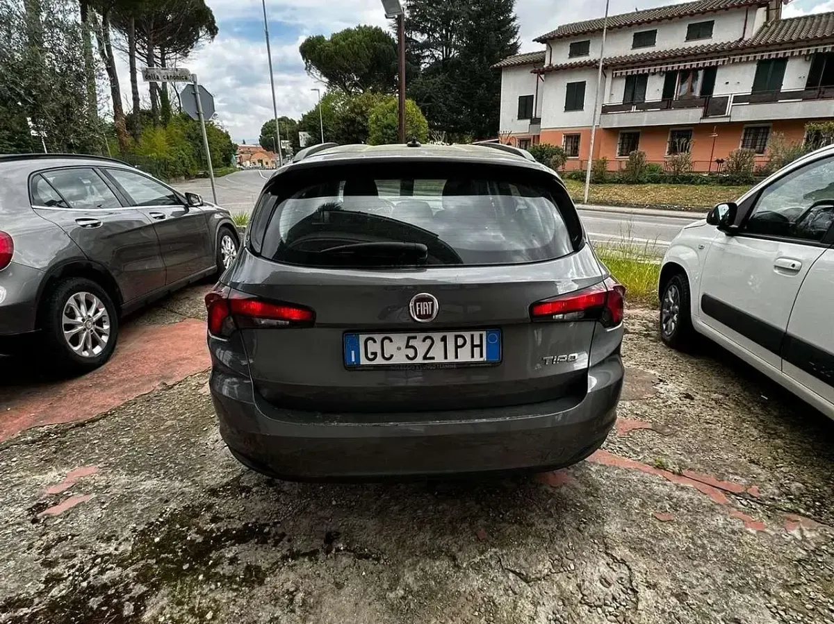Usata Fiat Tipo Business 95 CV (69 kW) 2020 Grigio Station wagon