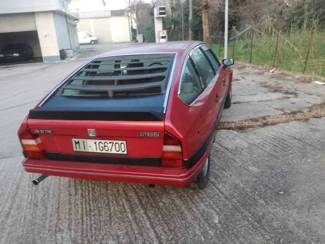 Usata Citroën CX 101 CV (74 kW) 1987 Rosso Berlina