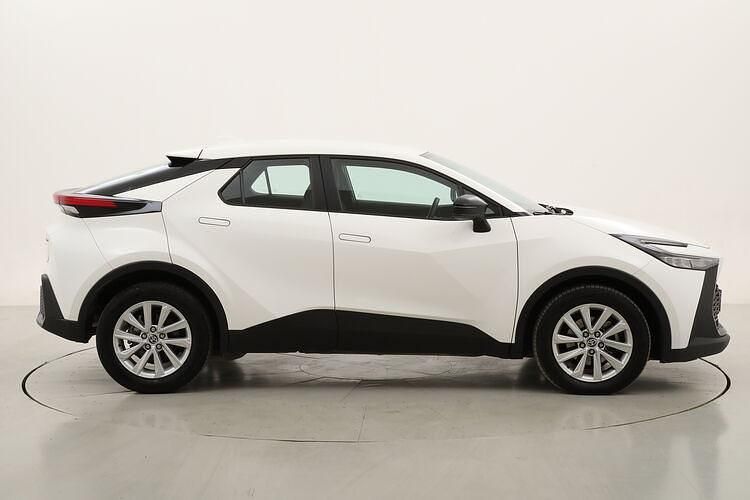 Usata Toyota C-HR Active 140 CV (102 kW) 2024 SUV