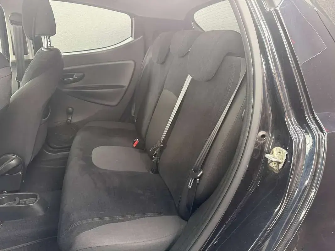 Gebraucht Lancia Ypsilon Gold 69 PS (50 kW) 2011 Blau Kleinwagen