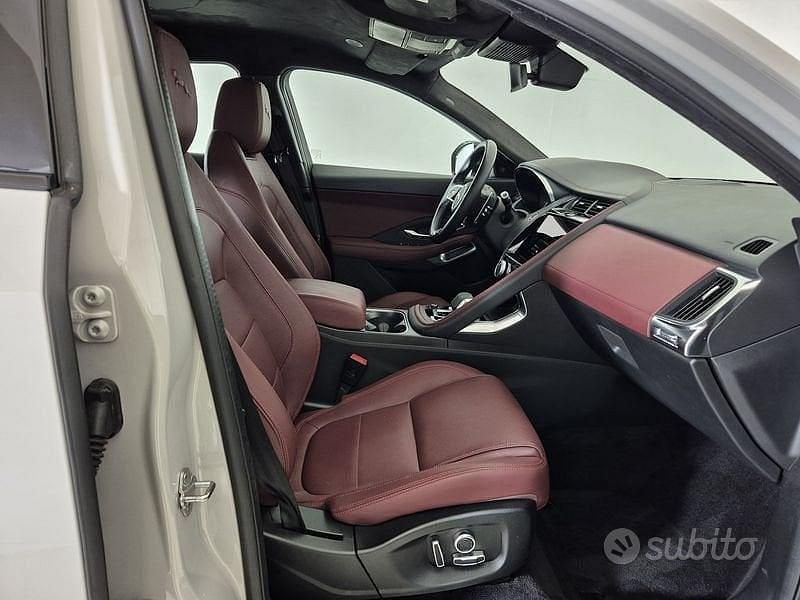 Usata Jaguar E-Pace R-Dynamic 163 CV (119 kW) 2022 Grigio SUV