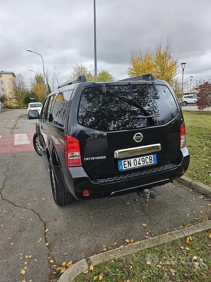 Usata Nissan Pathfinder 190 CV (139 kW) 2012 Nero SUV