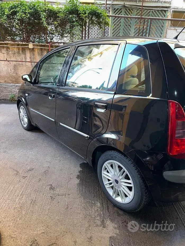 Usata Lancia Musa 69 CV (50 kW) 2007 Nero Monovolume