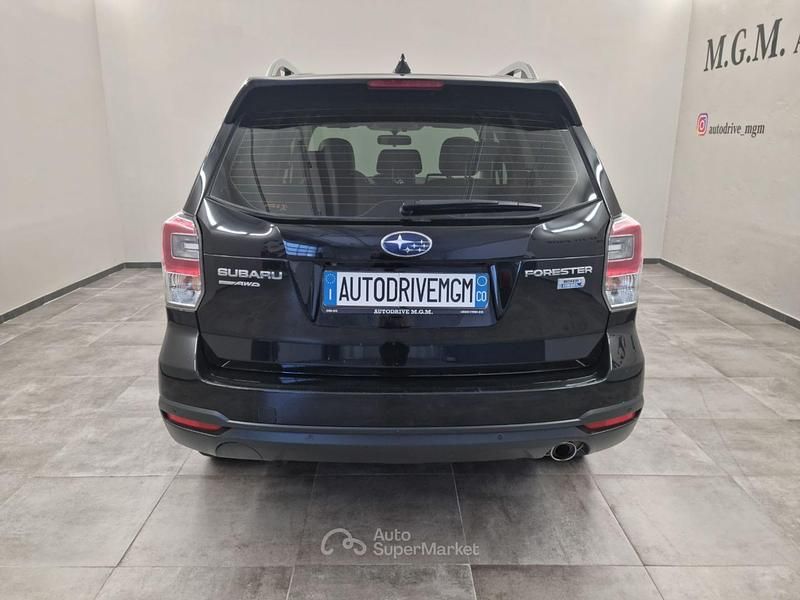 Usado Subaru Forester Sport 147 CV (108 kW) 2018 Negro SUV