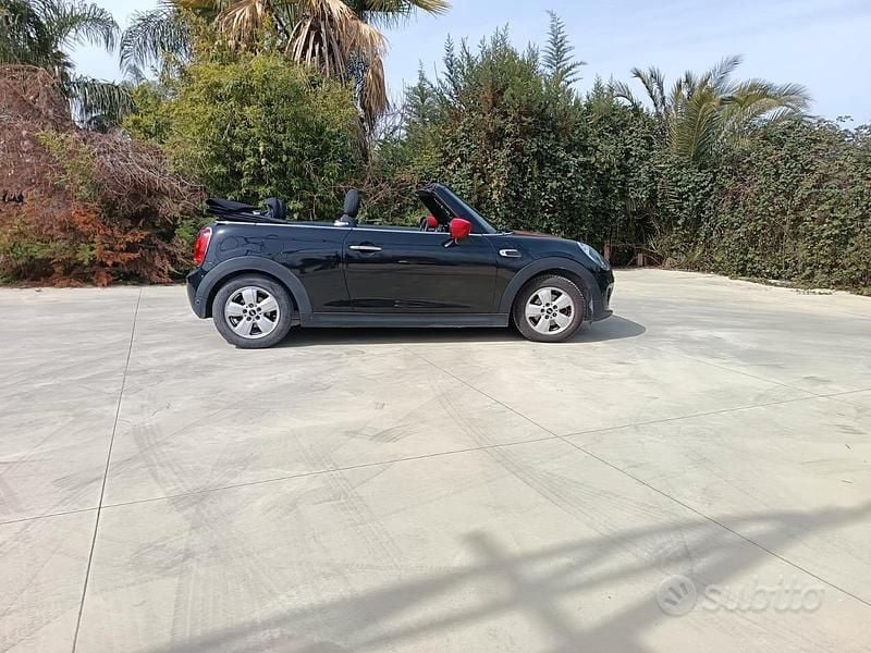 Usata Mini One Cabriolet 2016 Nero Cabrio