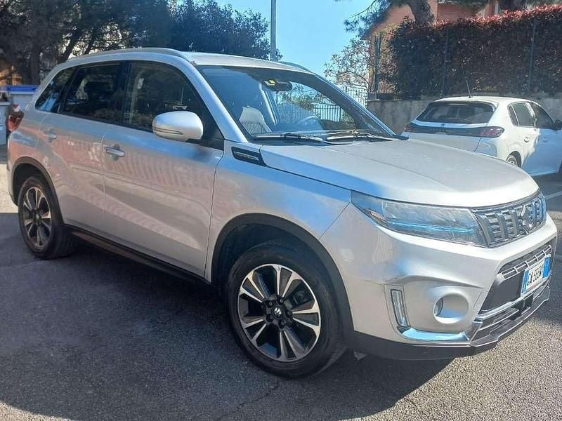 Usata Suzuki Vitara 129 CV (94 kW) 2020 Argento SUV