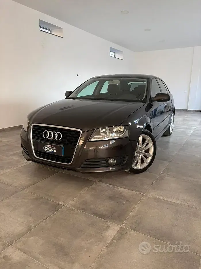 Usata Audi A3 140 CV (102 kW) 2012 Grigio Utilitaria