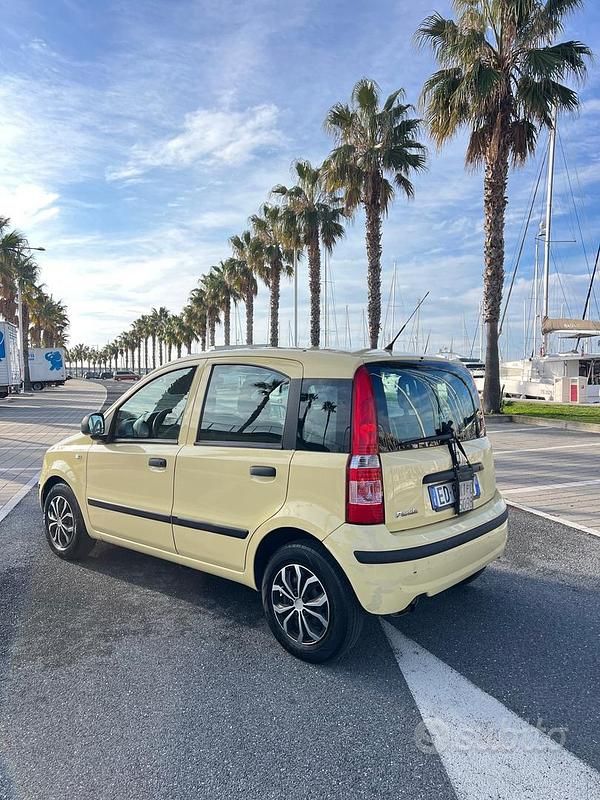 Usata Fiat Panda 54 CV (39 kW) 2010 Giallo Utilitaria