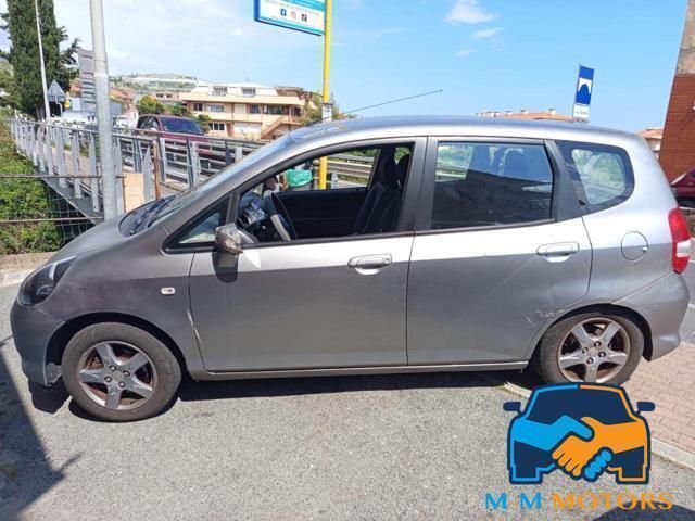 Usata Honda Jazz 77 CV (56 kW) 2007 Grigio Utilitaria