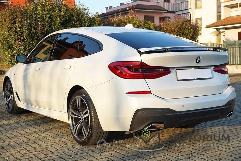 Usata BMW M6 M Sport 333 CV (244 kW) 2021 Bianco Berlina