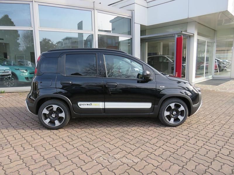 Nuova Fiat Panda Cross Cross 69 CV (50 kW) 2025 Nero Utilitaria