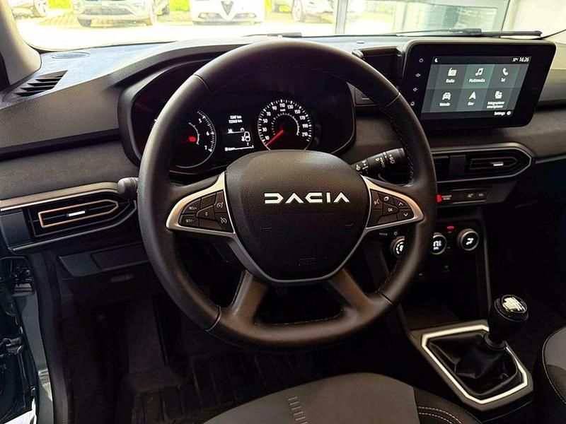 Usata Dacia Sandero Extreme 110 CV (80 kW) 2025 Grigio scisto Utilitaria