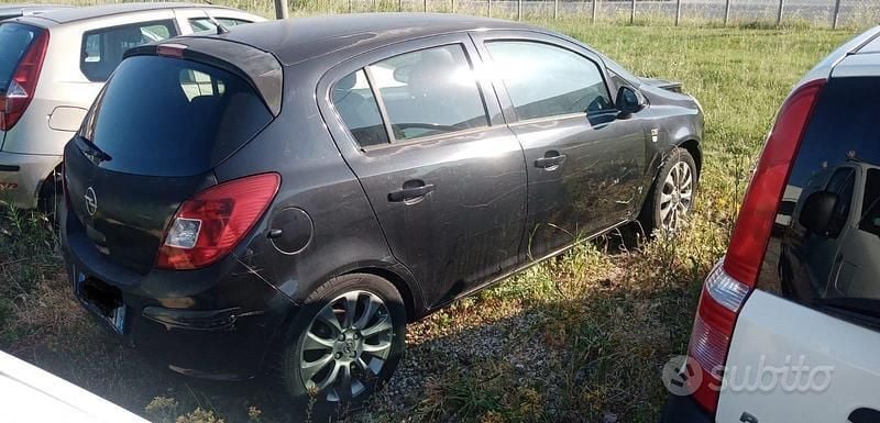 Occasion Opel Corsa 85 ch (62 kW) 2010 Noir Citadine