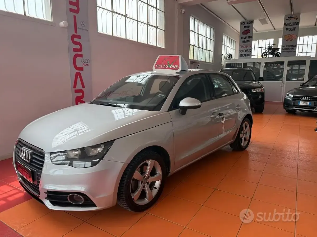 Usata Audi A1 Ambition 105 CV (77 kW) 2012 Bianco Utilitaria