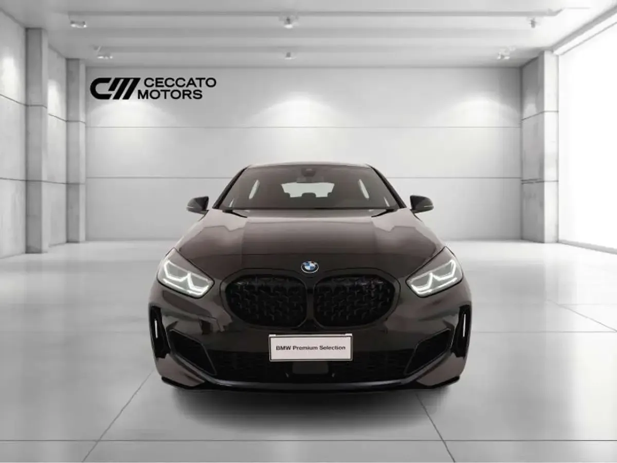 Usata BMW 135 306 CV (225 kW) 2022 Nero Utilitaria