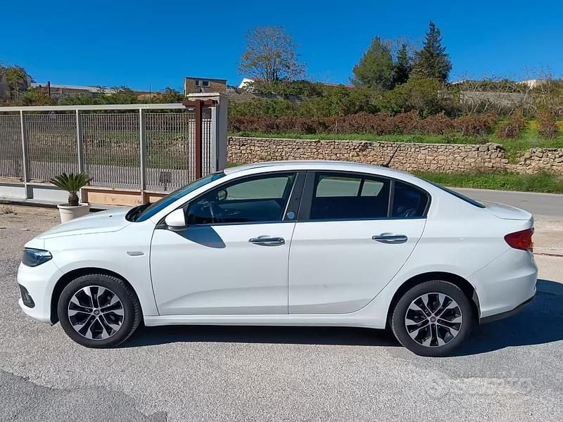 Usata Fiat Tipo Mirror 120 CV (88 kW) 2020 Bianco Berlina