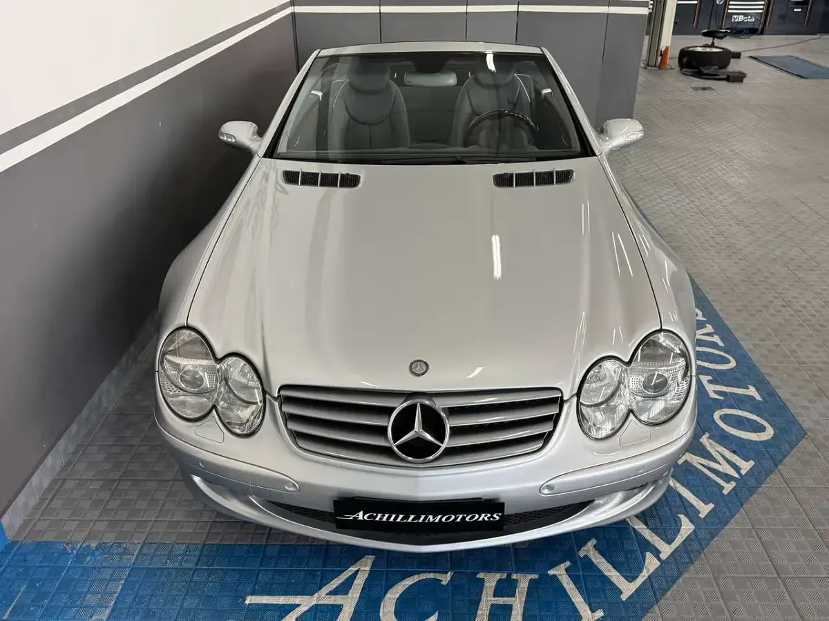 Usata Mercedes SL500 306 CV (225 kW) 2003 Brillant silver Cabrio
