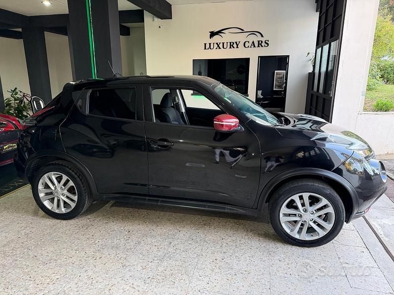 Nero Usata 2015 Nissan Juke Tekna SUV | 6990 € (Buon prezzo) - Immagine 1/4