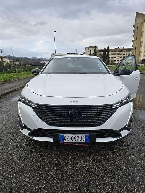Bianco Usata 2022 Peugeot 308 Allure Tre volumi | 22.300 € (Buon prezzo) - Immagine 1/4