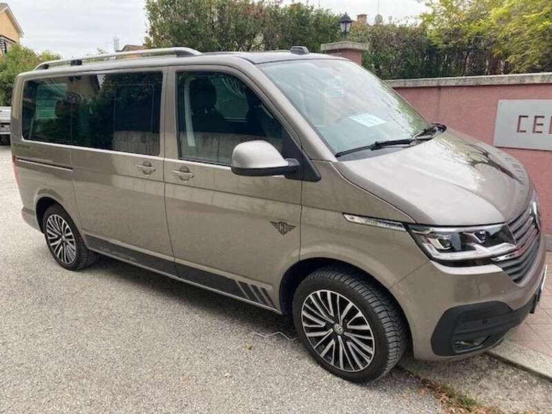 Grigio Usata 2022 VW T6.1 Highline Furgone | 48.500 € (Super prezzo) - Immagine 1/4
