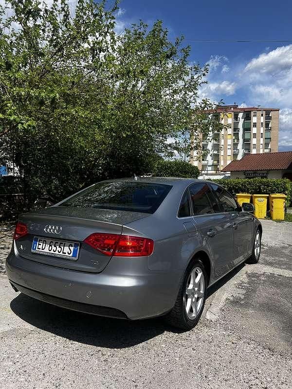Usata Audi A4 Attraction 143 CV (105 kW) 2011 Berlina