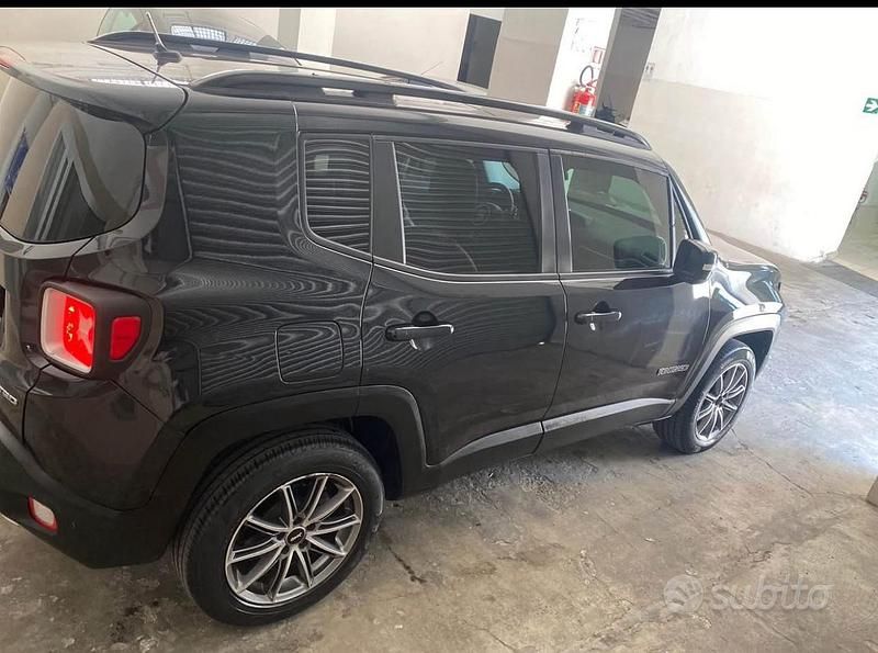 Nero Usata 2015 Jeep Renegade SUV | 12.000 € (Super prezzo) - Immagine 1/4