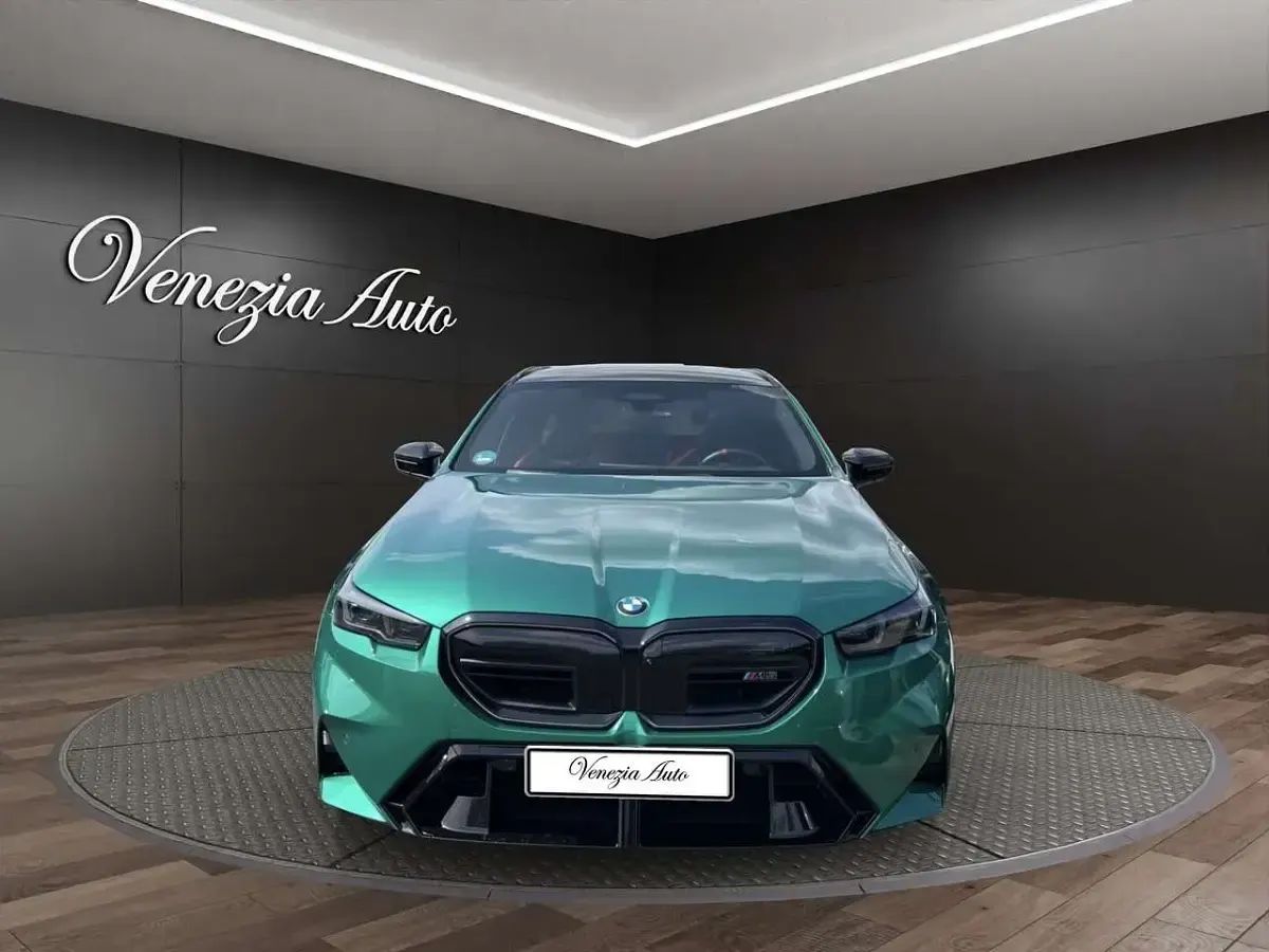 Usata BMW M5 726 CV (533 kW) 2025 Verde Station wagon